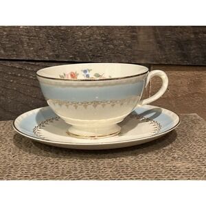 Homer Laughlin Eggshell Georgian‎ Chateau Cup & Saucer G3468